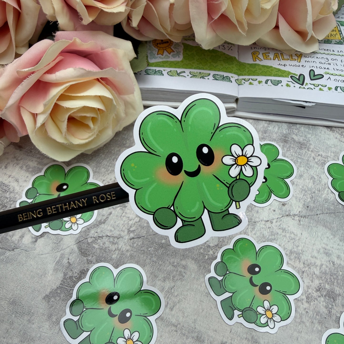 Lucky Clover - vinyl sticker (LLU016)