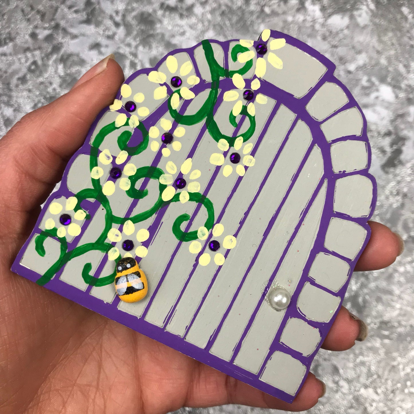 Floral fairy door with bee