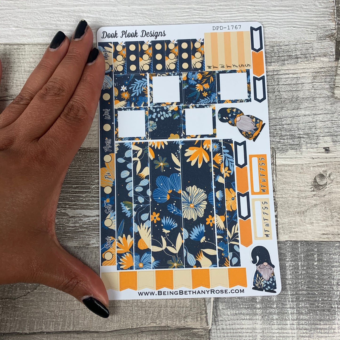 Hobonichi Weeks - Blue Floral (DPDPPD-1767)