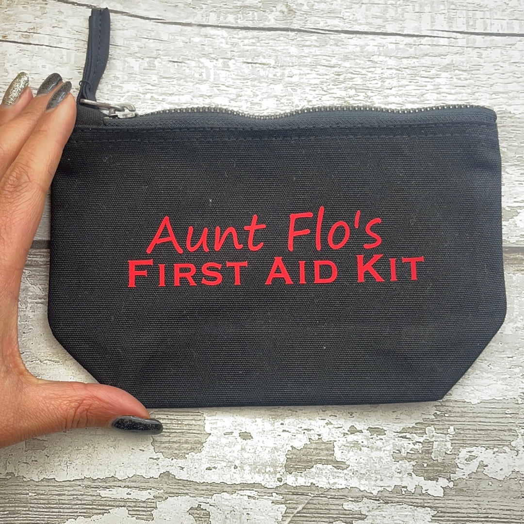 Aunt Flo - Tampon, pad, sanitary bag / Period Pouch