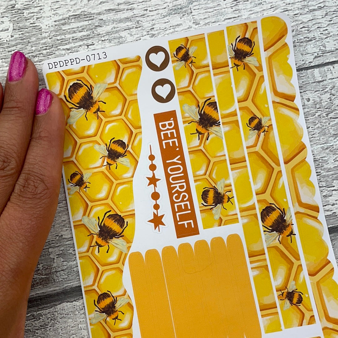 (0713) Passion Planner Daily Wave stickers - Belinda Honeycomb Bee
