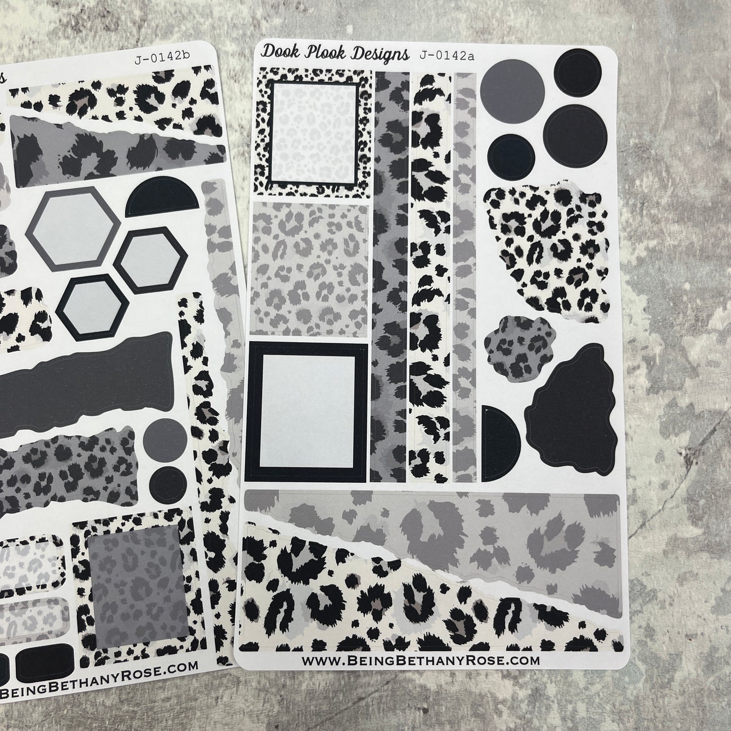 Scrap Journalling - Wendy Mono Leopard Print (J00142)