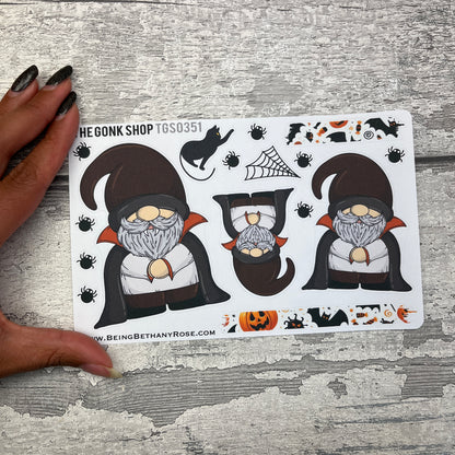 Halloween Vampire Gonk Stickers (TGS0351)