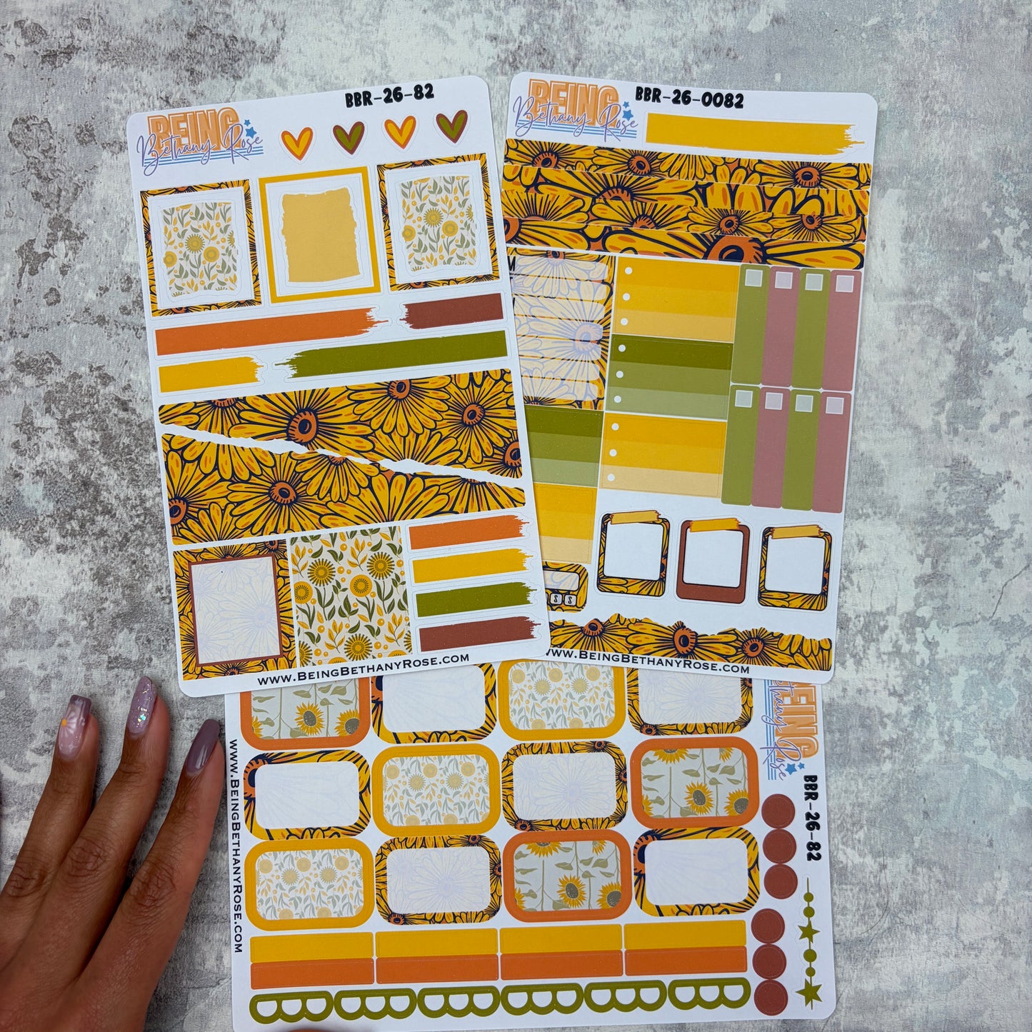 Look for the lovely sunflower sticker kit (KIT2682)