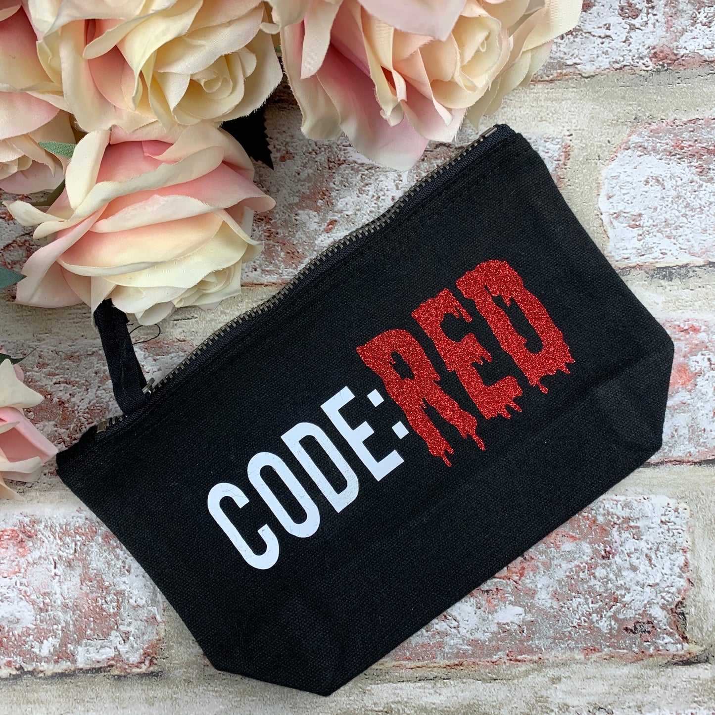 Code: Red - Tampon, pad, sanitary bag / Period Pouch