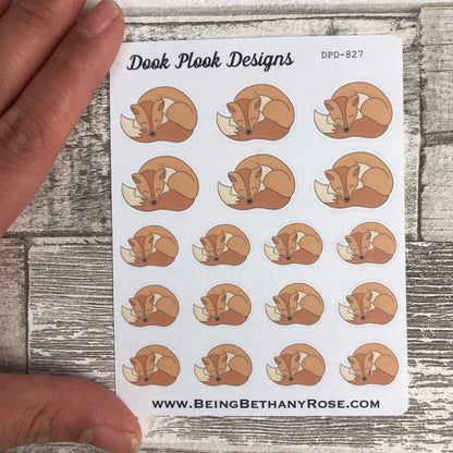 Sleeping Fox stickers (DPD827)